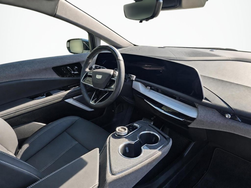 New 2026 Cadillac Optiq Sport 1 RWD image 31