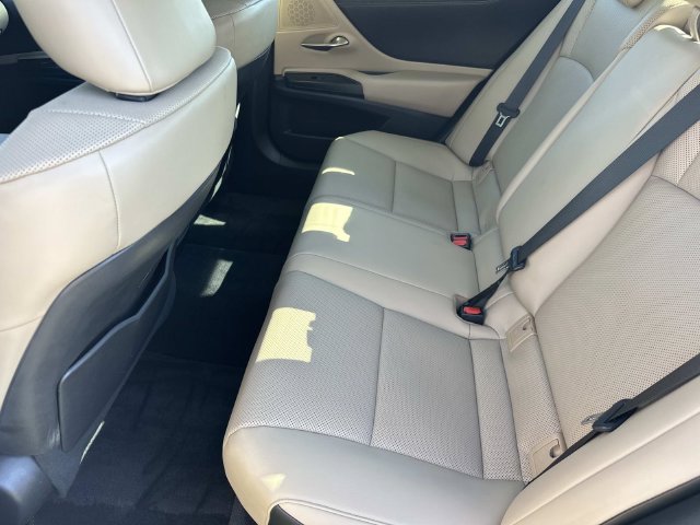 Used 2021 Lexus ES 250 w/ Premium Package AWD/4WD image 20