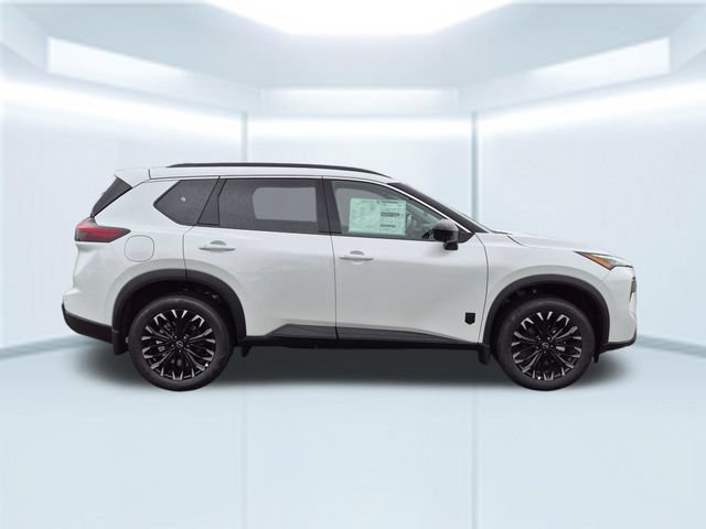 Used 2026 Nissan Rogue Dark Armor FWD image 7