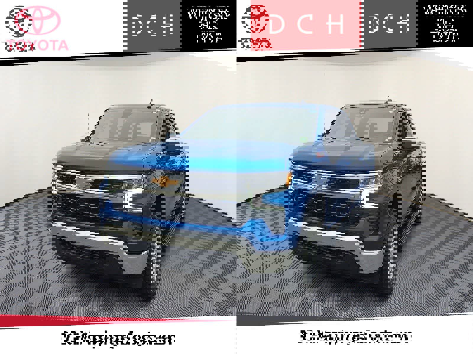 Used 2024 Chevrolet Silverado 1500 LT image 1