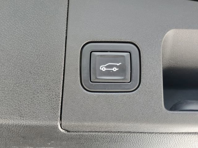 Certified 2023 Cadillac XT5 Premium Luxury FWD image 11