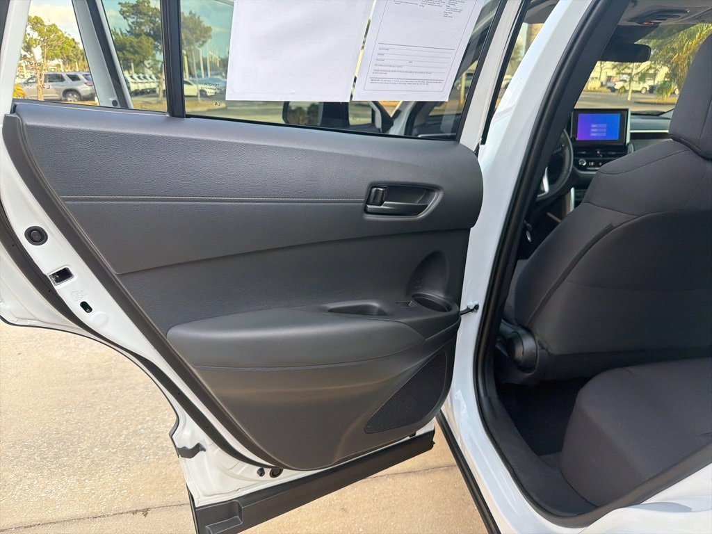 Used 2024 Toyota Corolla Cross LE image 21