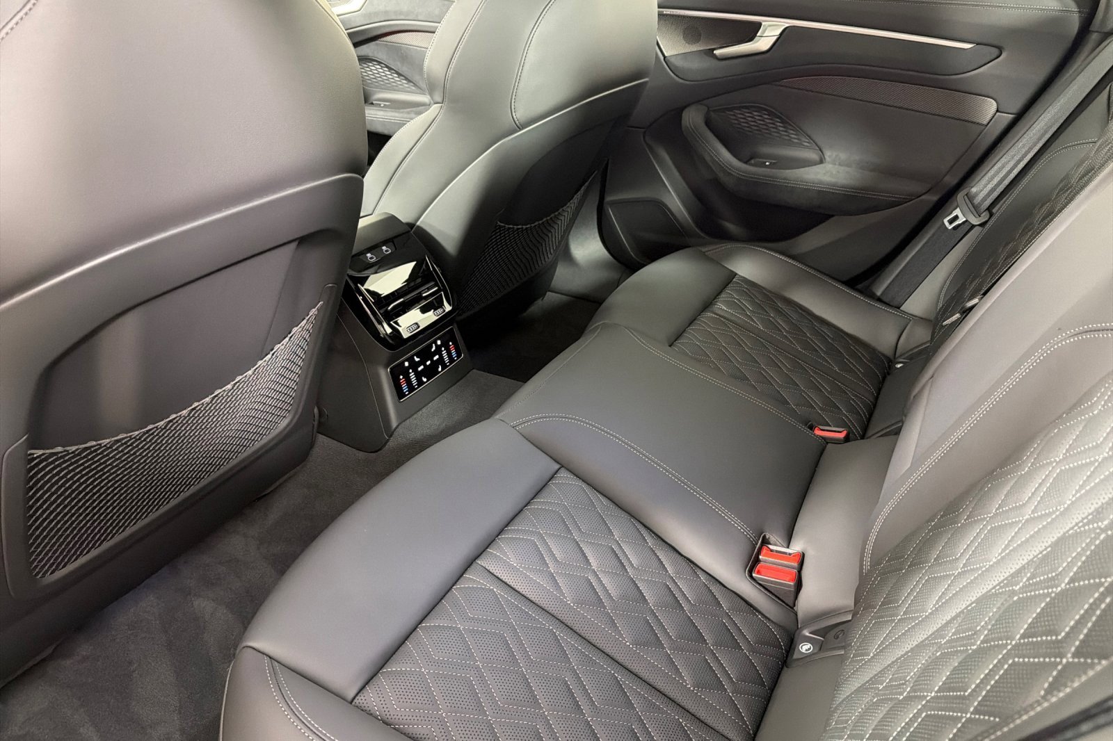 New 2026 Audi A6 Prestige image 11