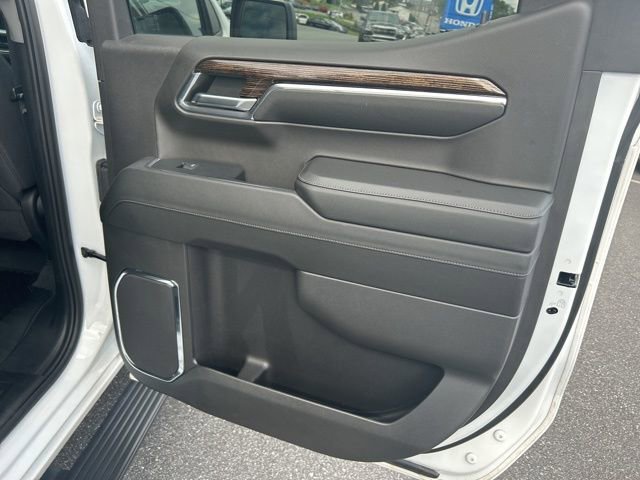 Used 2024 GMC Sierra 1500 Elevation image 33