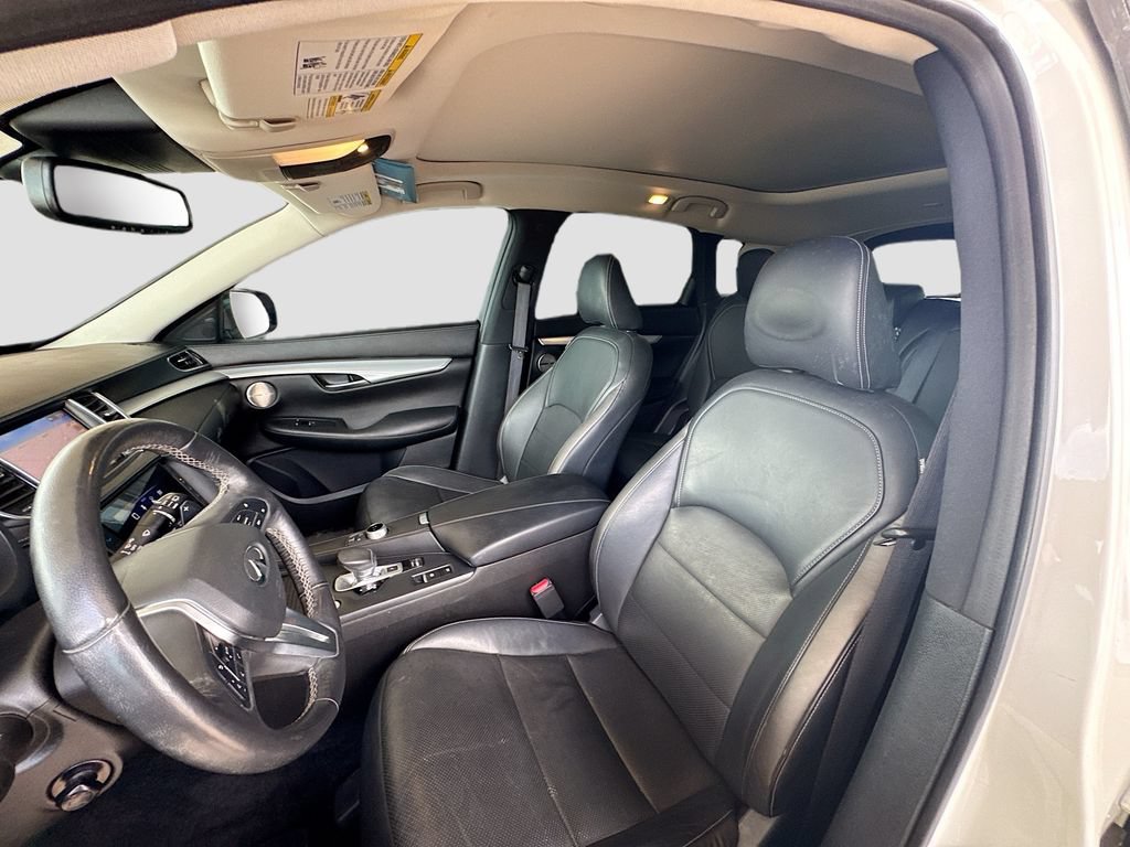Used 2019 INFINITI QX50 Essential w/ Premium Heat Package FWD image 24