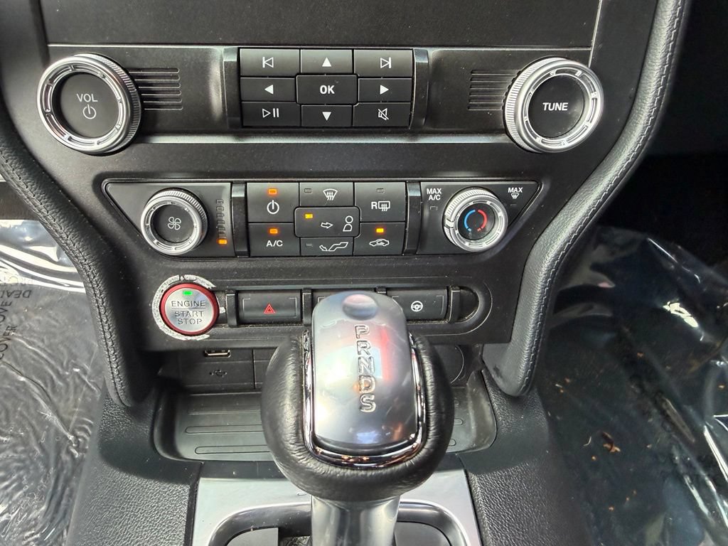 Used 2021 Ford Mustang Coupe RWD image 27
