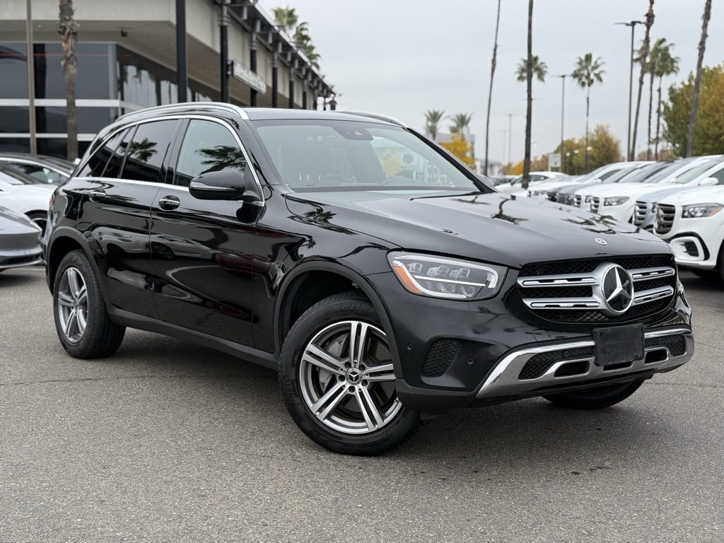 Certified 2022 Mercedes-Benz GLC 300 image 1