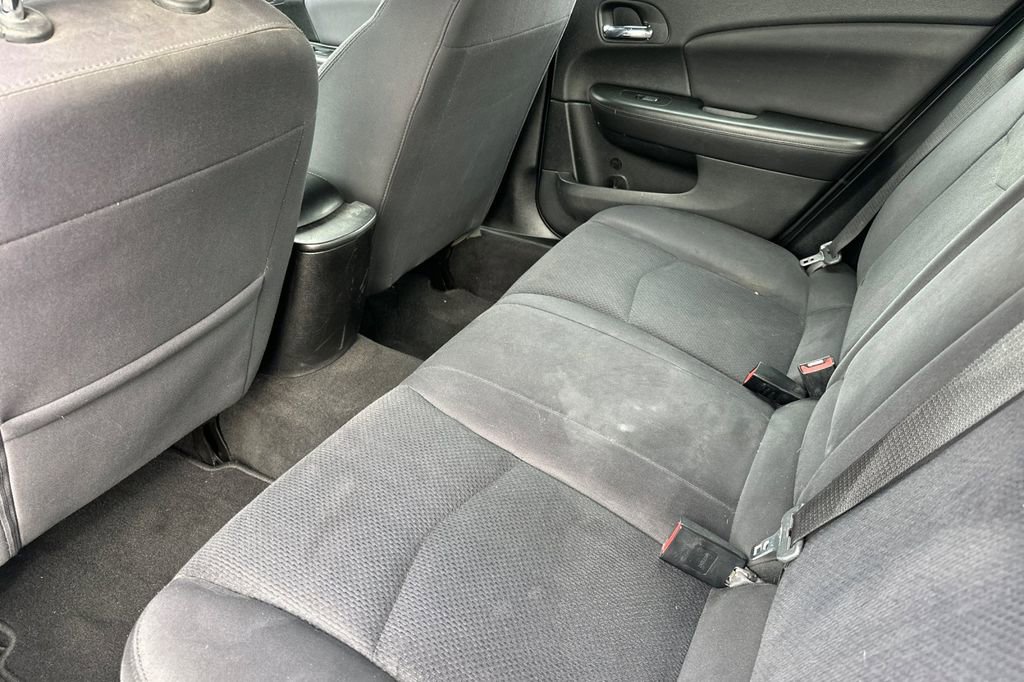 Used 2013 Chrysler 200 Touring w/ Cold Weather Group FWD image 12