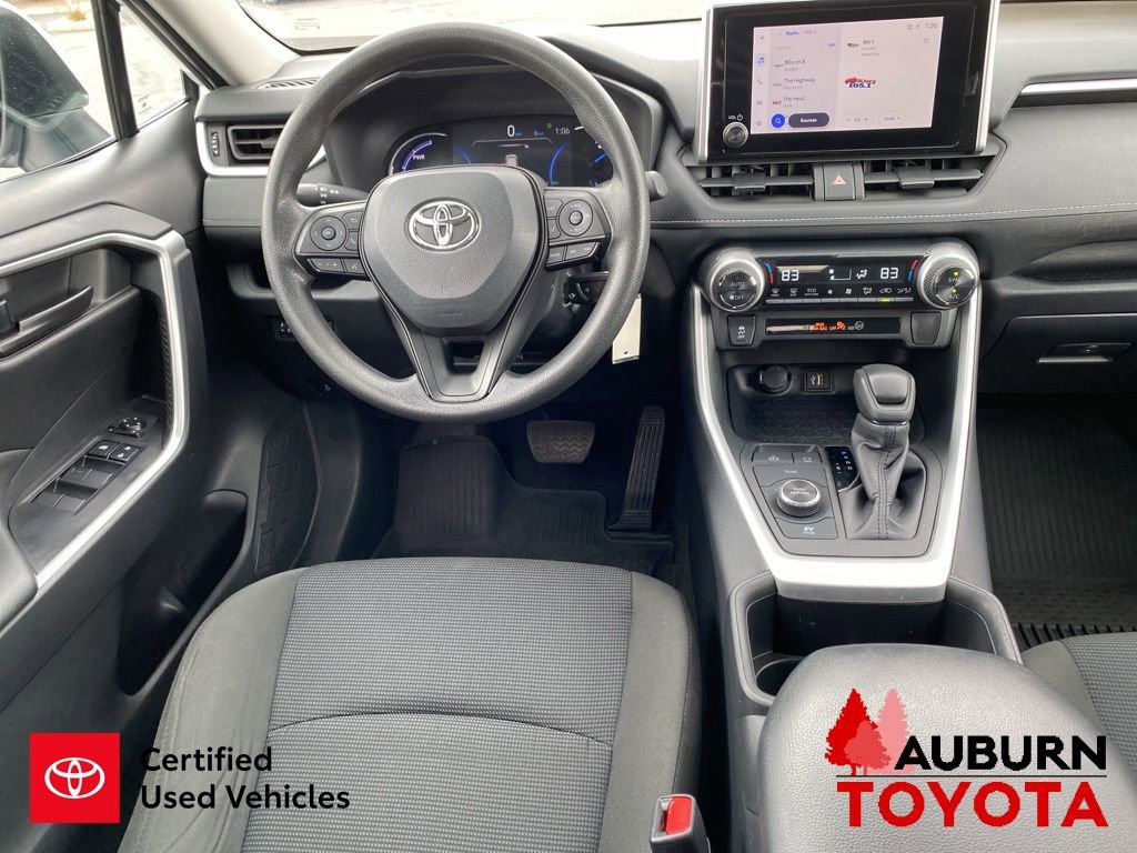 Certified 2024 Toyota RAV4 LE AWD/4WD image 28