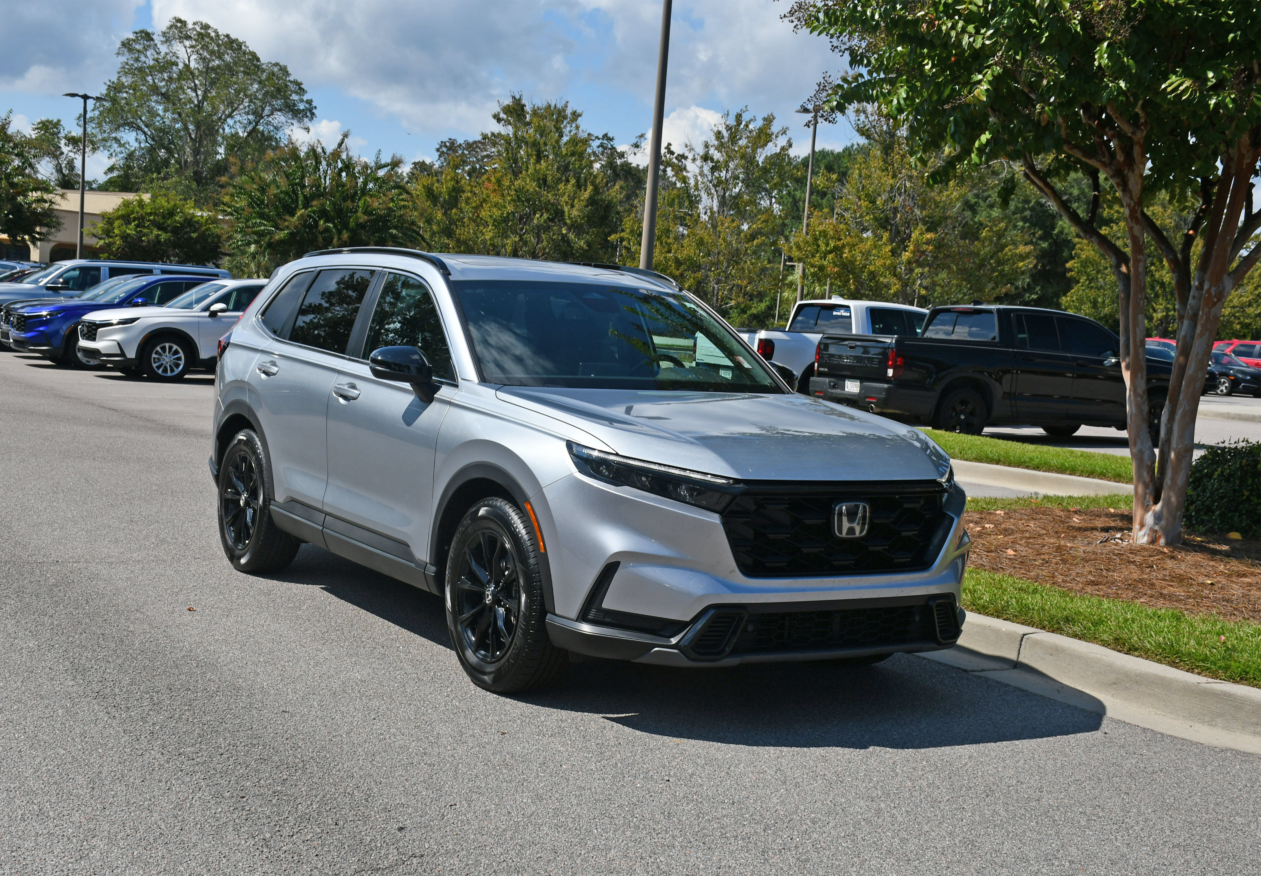 Certified 2025 Honda CR-V Sport-L image 6