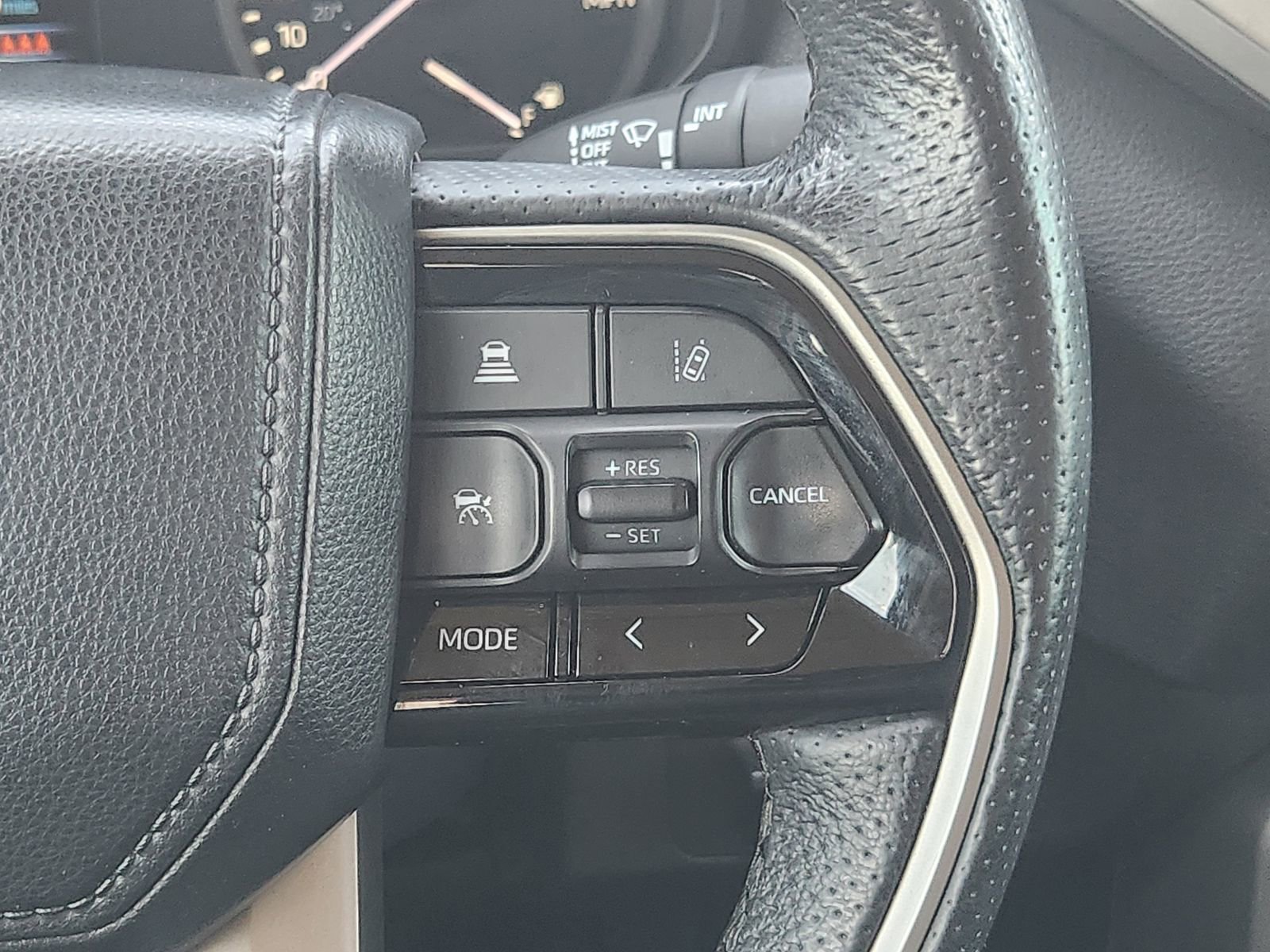 Used 2022 Toyota Tundra SR5 w/ TRD Off-Road Package AWD/4WD image 32