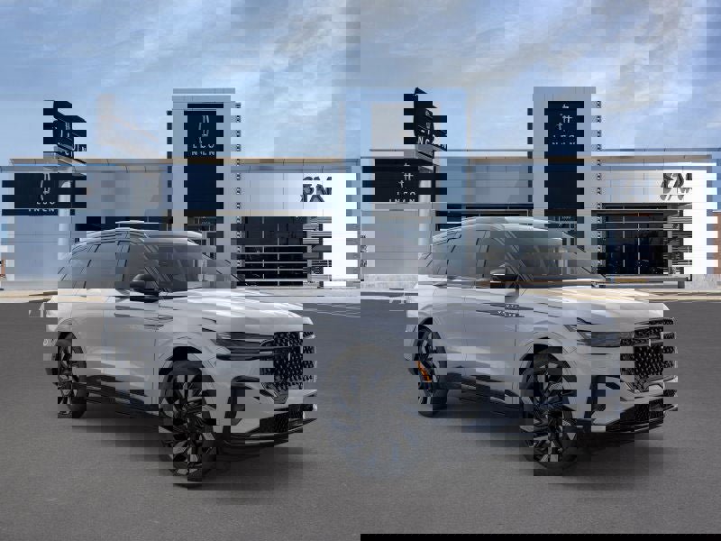 New 2026 Lincoln Nautilus Reserve w/ Jet Appearance Package image 7