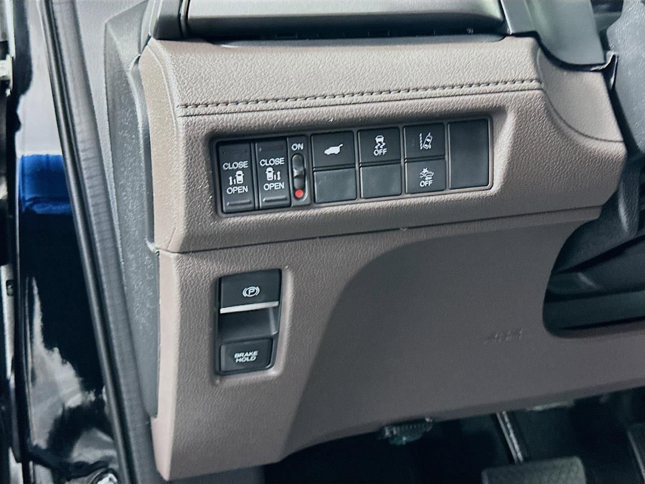 Used 2018 Honda Odyssey EX-L image 18