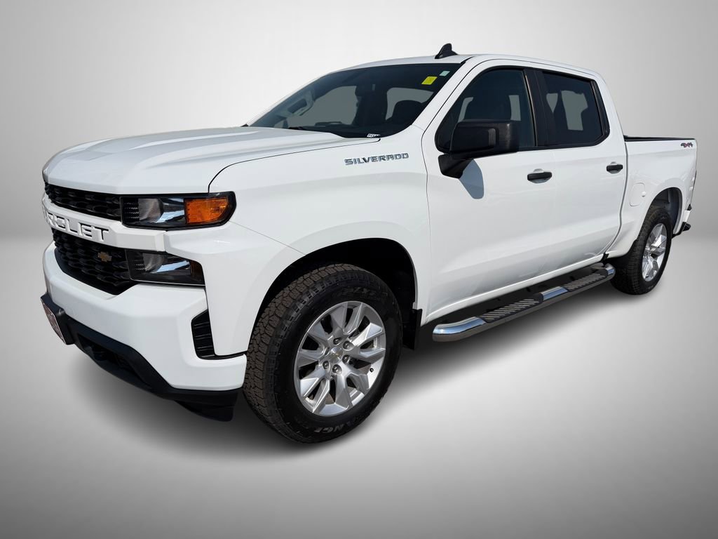 Used 2020 Chevrolet Silverado 1500 Custom w/ Custom Value Package image 2
