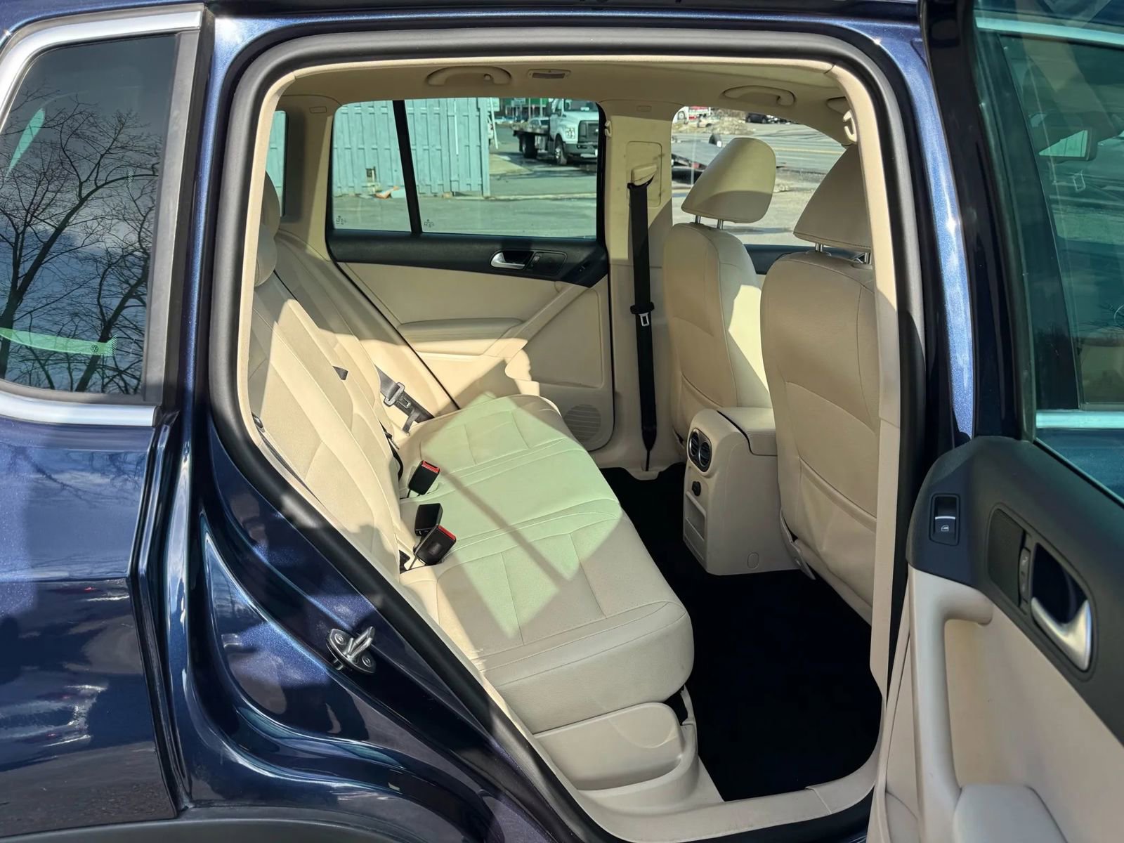 Used 2016 Volkswagen Tiguan SE image 20