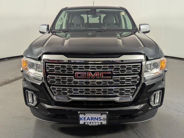 Used 2022 GMC Canyon Denali w/ Denali Black Edition Package image 3