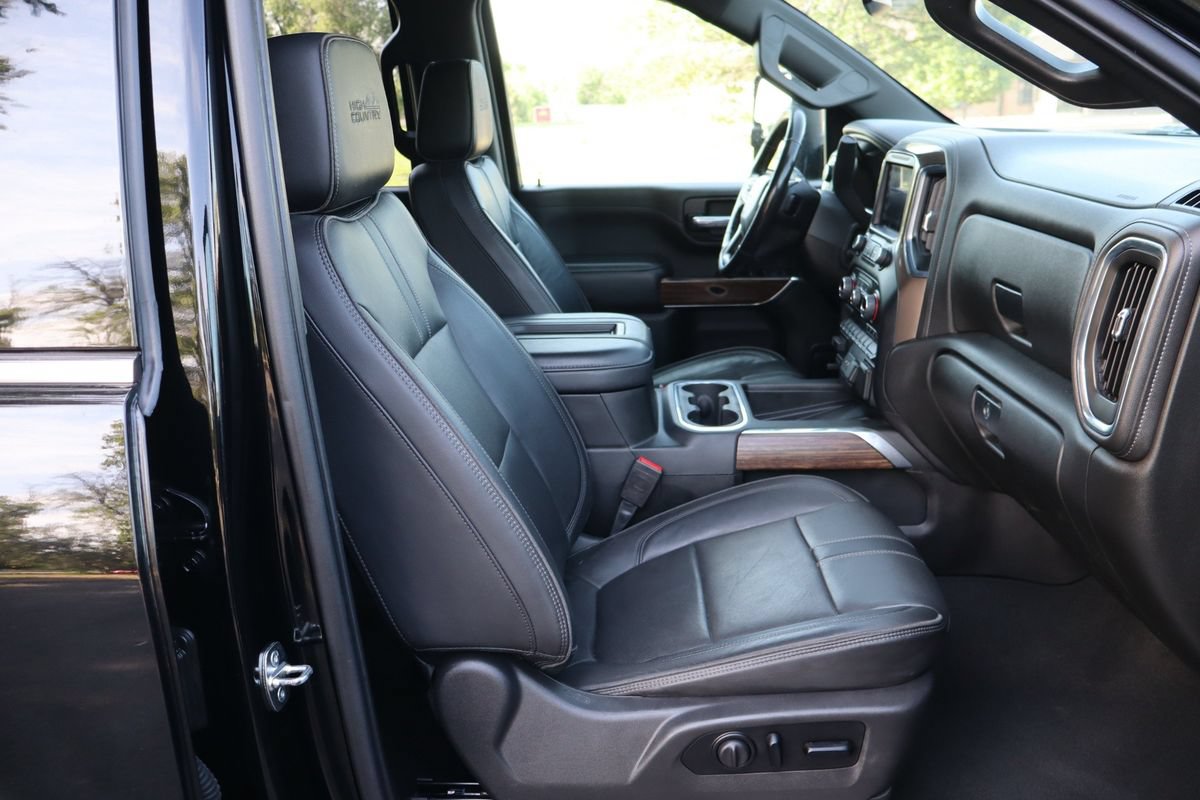 Used 2022 Chevrolet Silverado 3500 High Country w/ Safety Package II AWD/4WD image 22