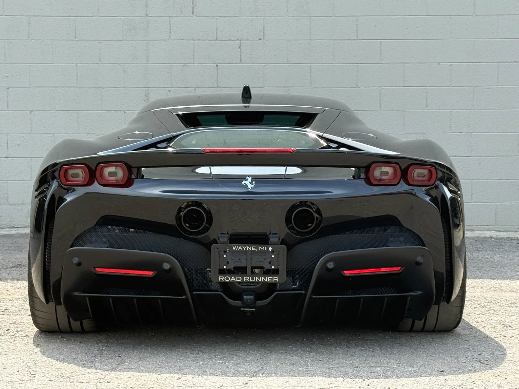 Used 2021 Ferrari SF90 Stradale AWD/4WD image 18
