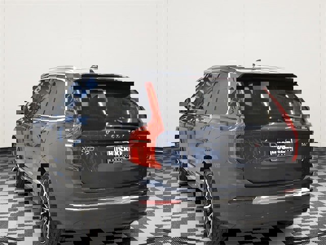 Used 2024 Volvo XC90 B6 Plus image 10