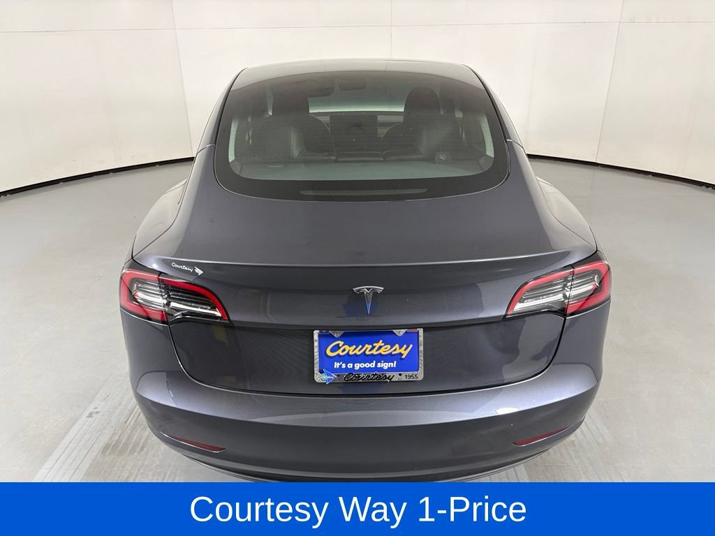 Used 2023 Tesla Model 3 Standard Range RWD image 9