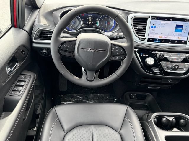 New 2026 Chrysler Pacifica Select w/ S Appearance Package FWD image 38