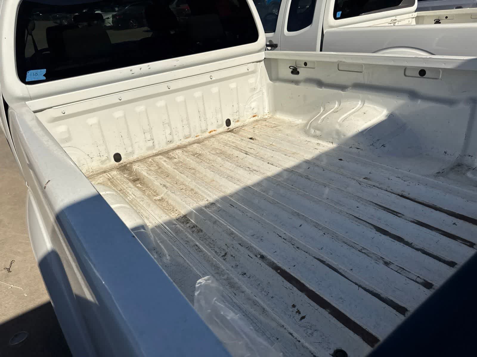 Used 2019 Nissan Frontier S RWD image 11