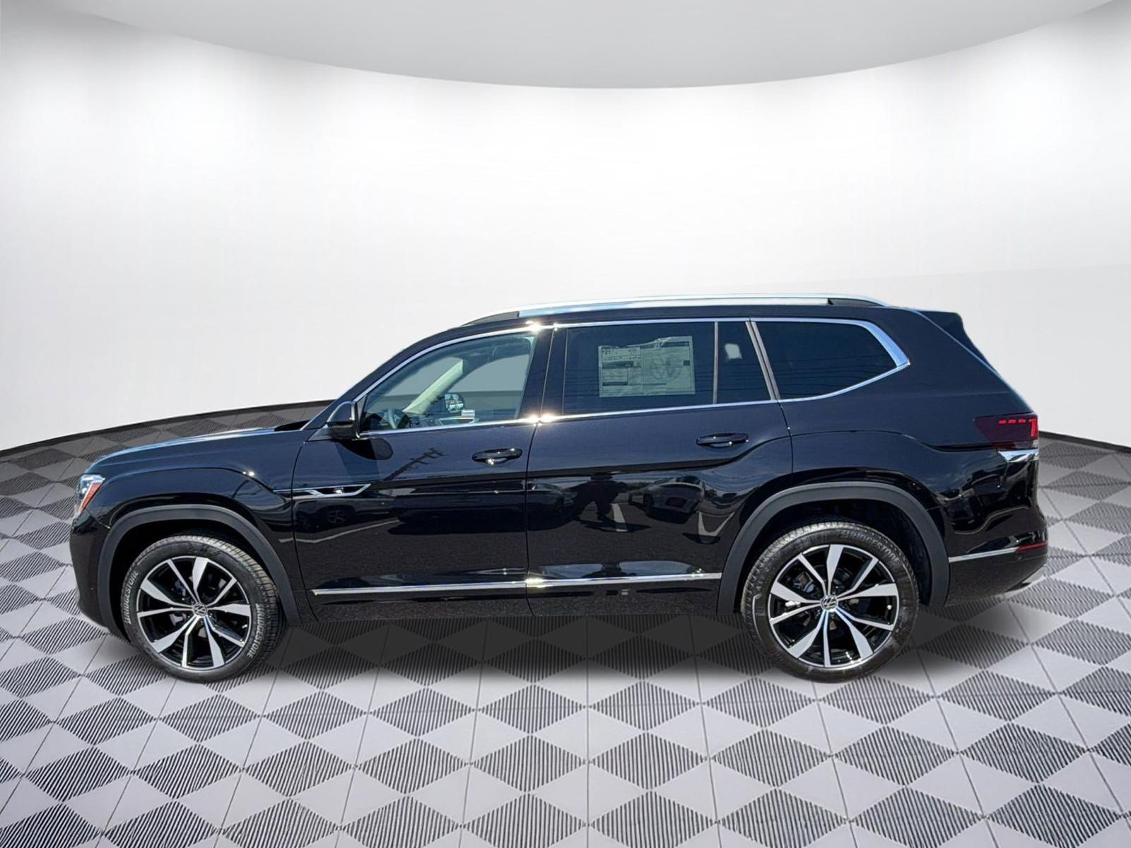New 2026 Volkswagen Atlas SEL Premium R-Line AWD/4WD image 2