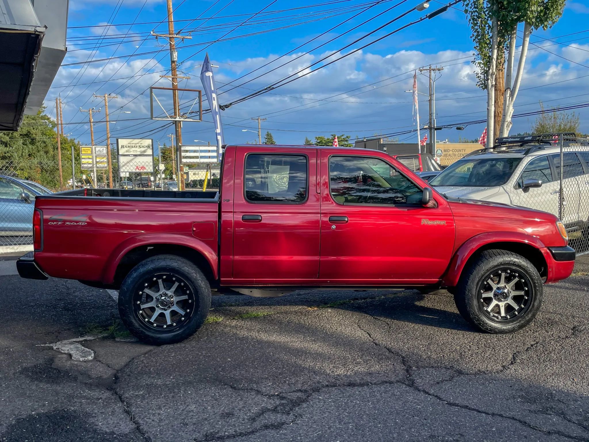 Used 2000 Nissan Frontier XE image 7