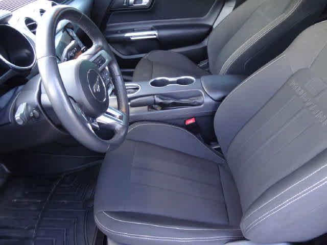 Used 2022 Ford Mustang GT RWD image 6