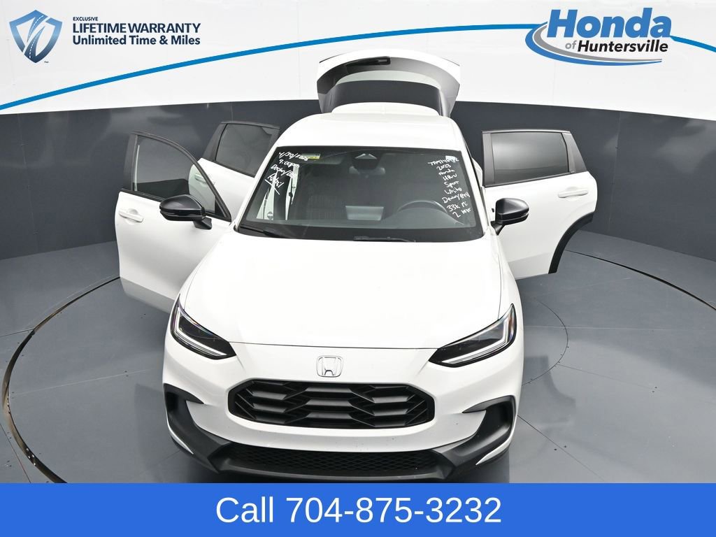 Used 2023 Honda HR-V Sport image 31