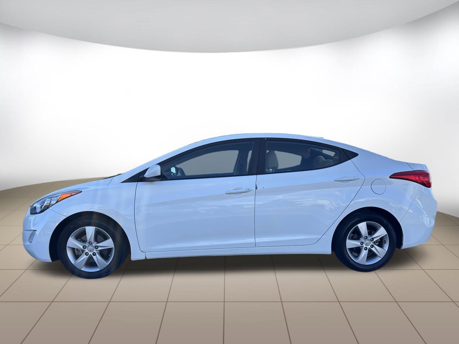 Used 2013 Hyundai Elantra GLS w/ Preferred Pkg FWD image 3