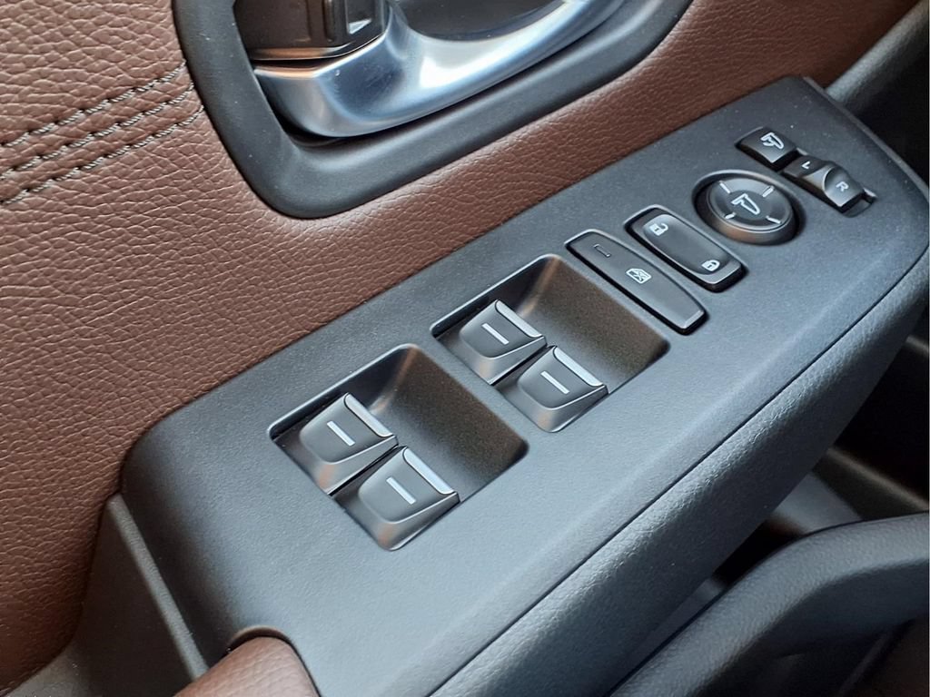 New 2026 Honda Pilot Touring image 19