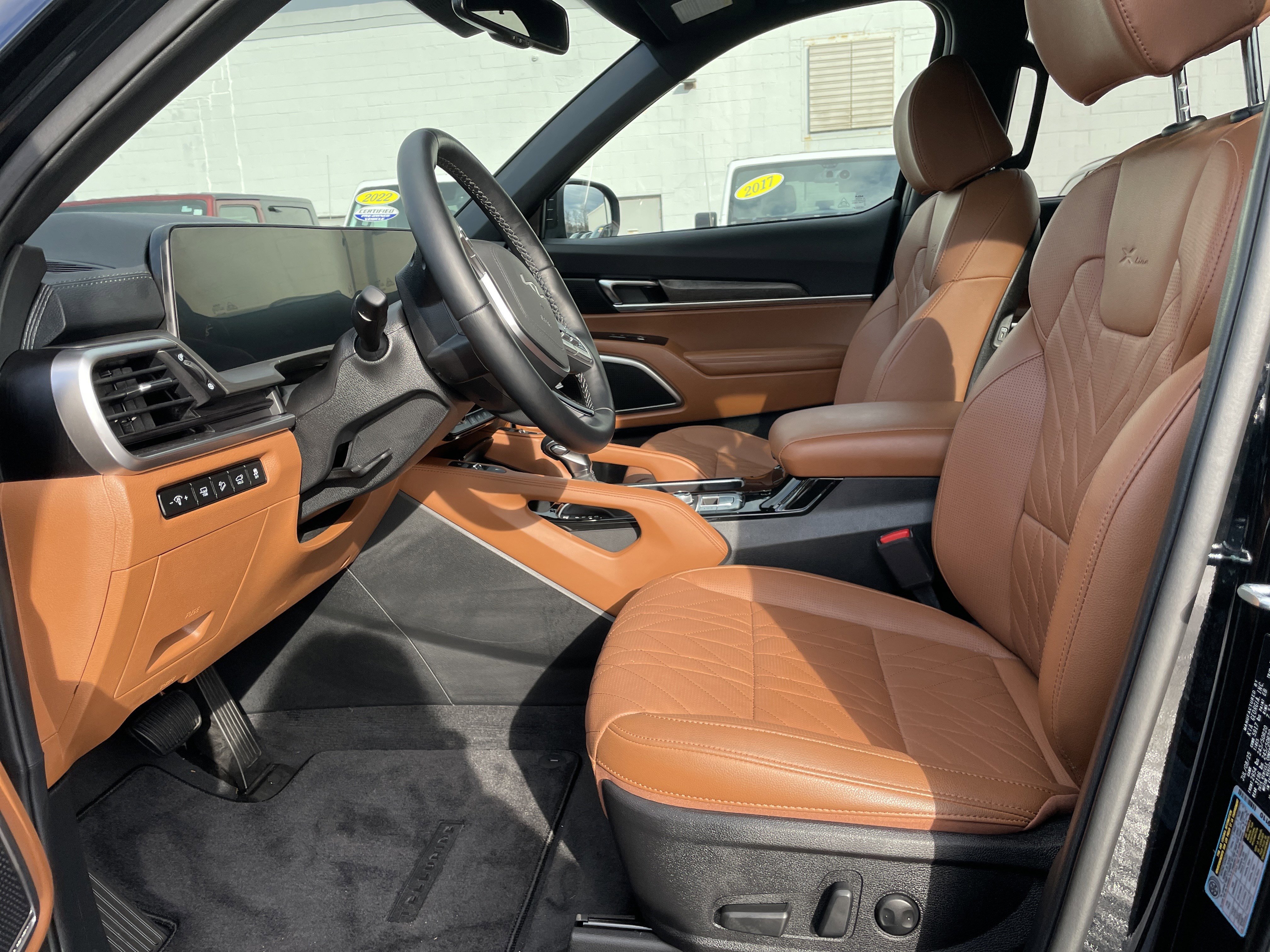 Used 2025 Kia Telluride EX X-Line image 45