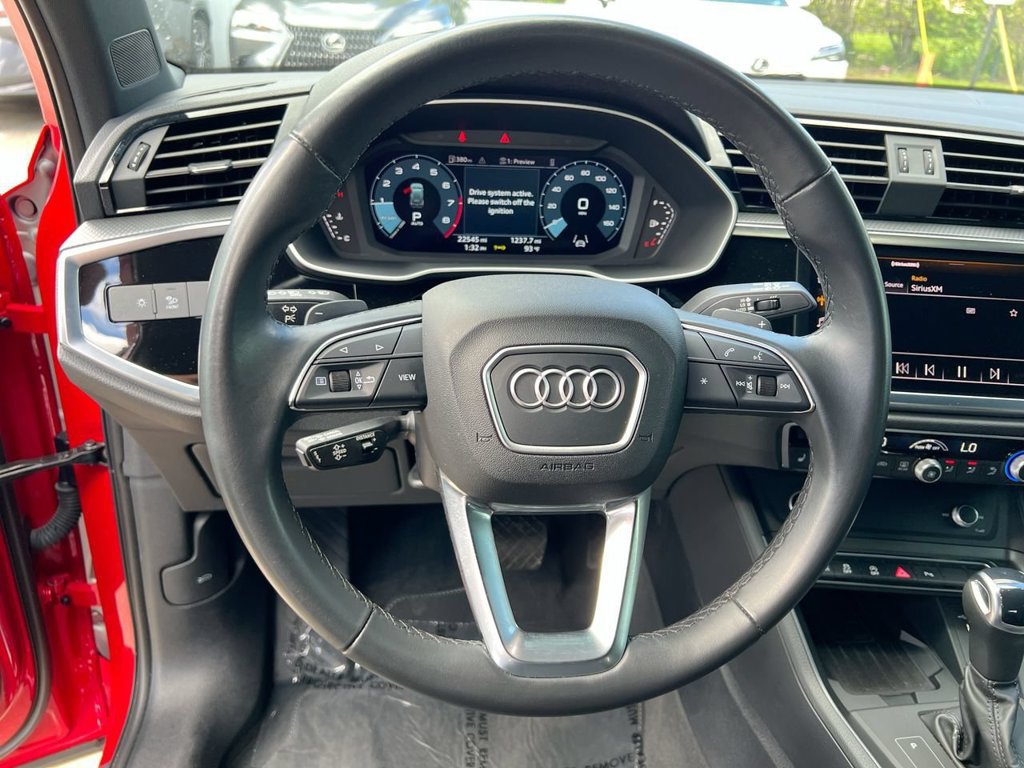 Used 2024 Audi Q3 2.0T Premium w/ Convenience Package AWD/4WD image 13