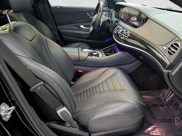 Used 2020 Mercedes-Benz S 560 Sedan image 20
