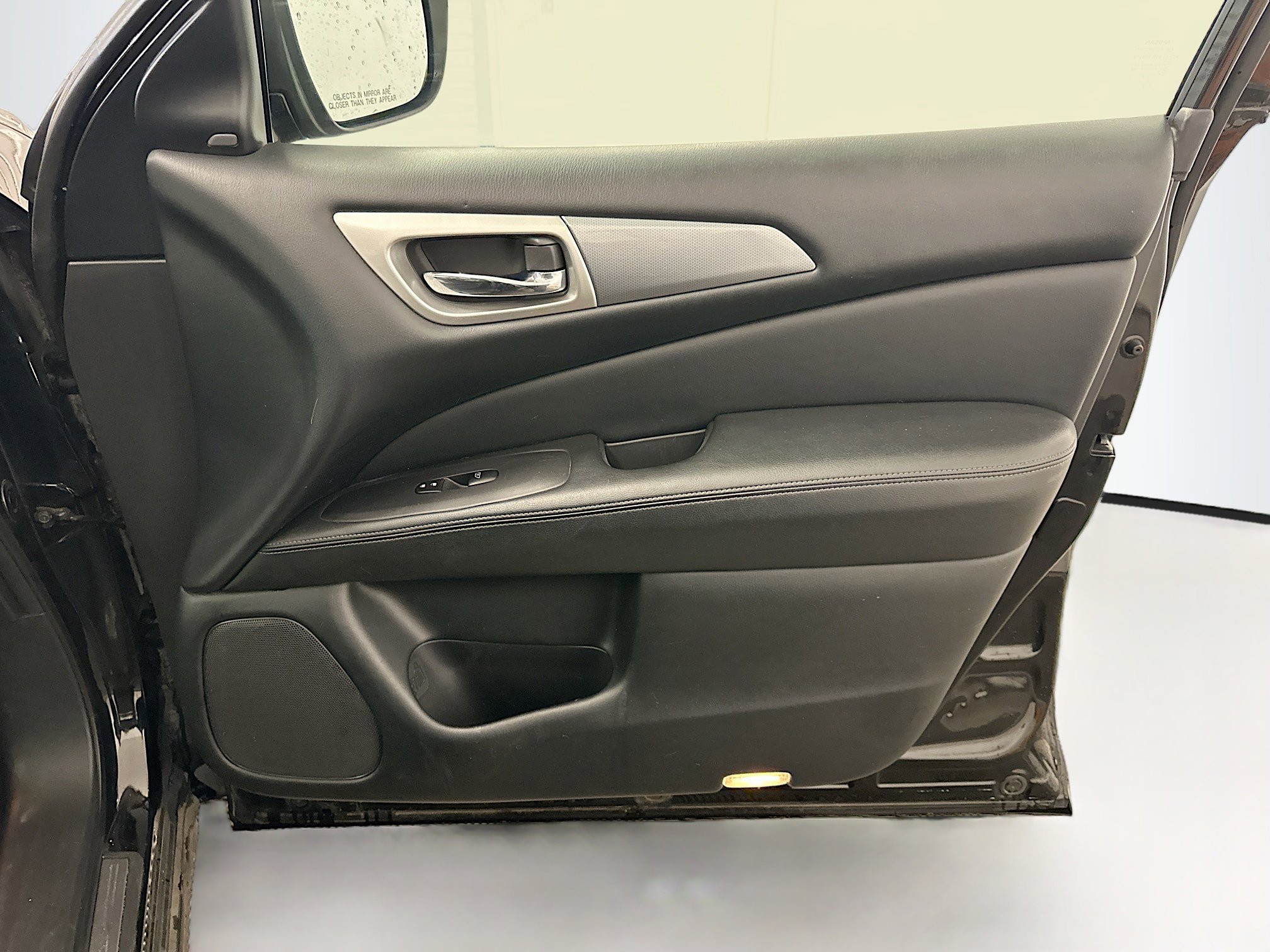 Used 2020 Nissan Pathfinder SL AWD/4WD image 35