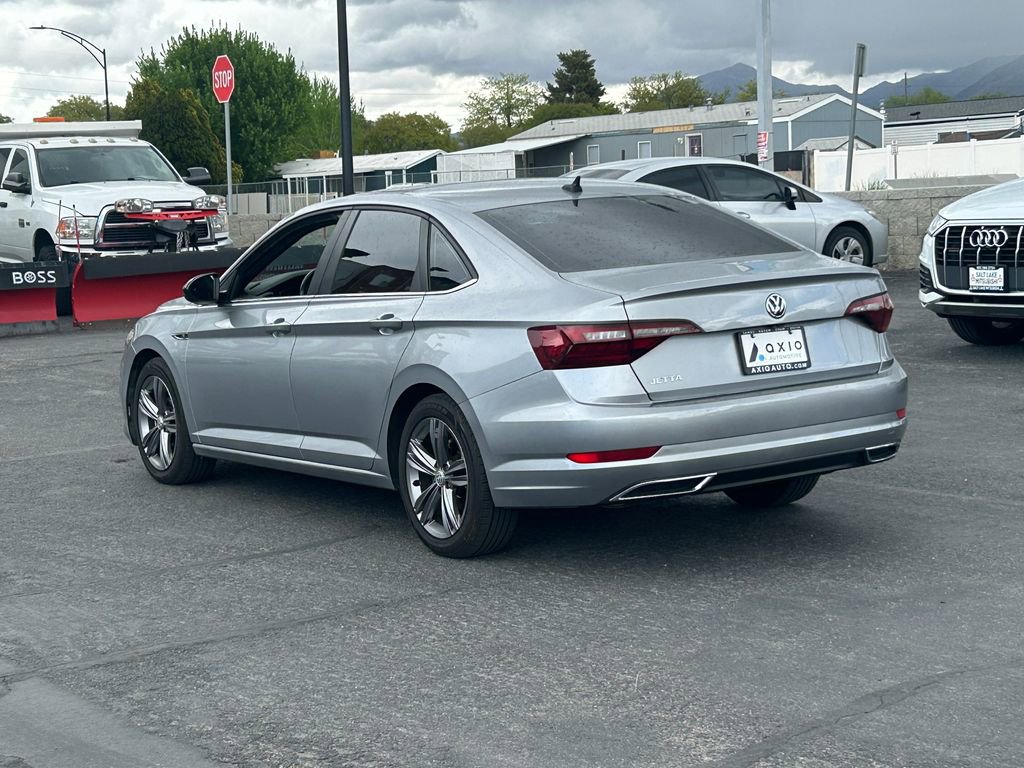 Used 2021 Volkswagen Jetta R-Line w/ R-Line Cold Weather Package FWD image 6