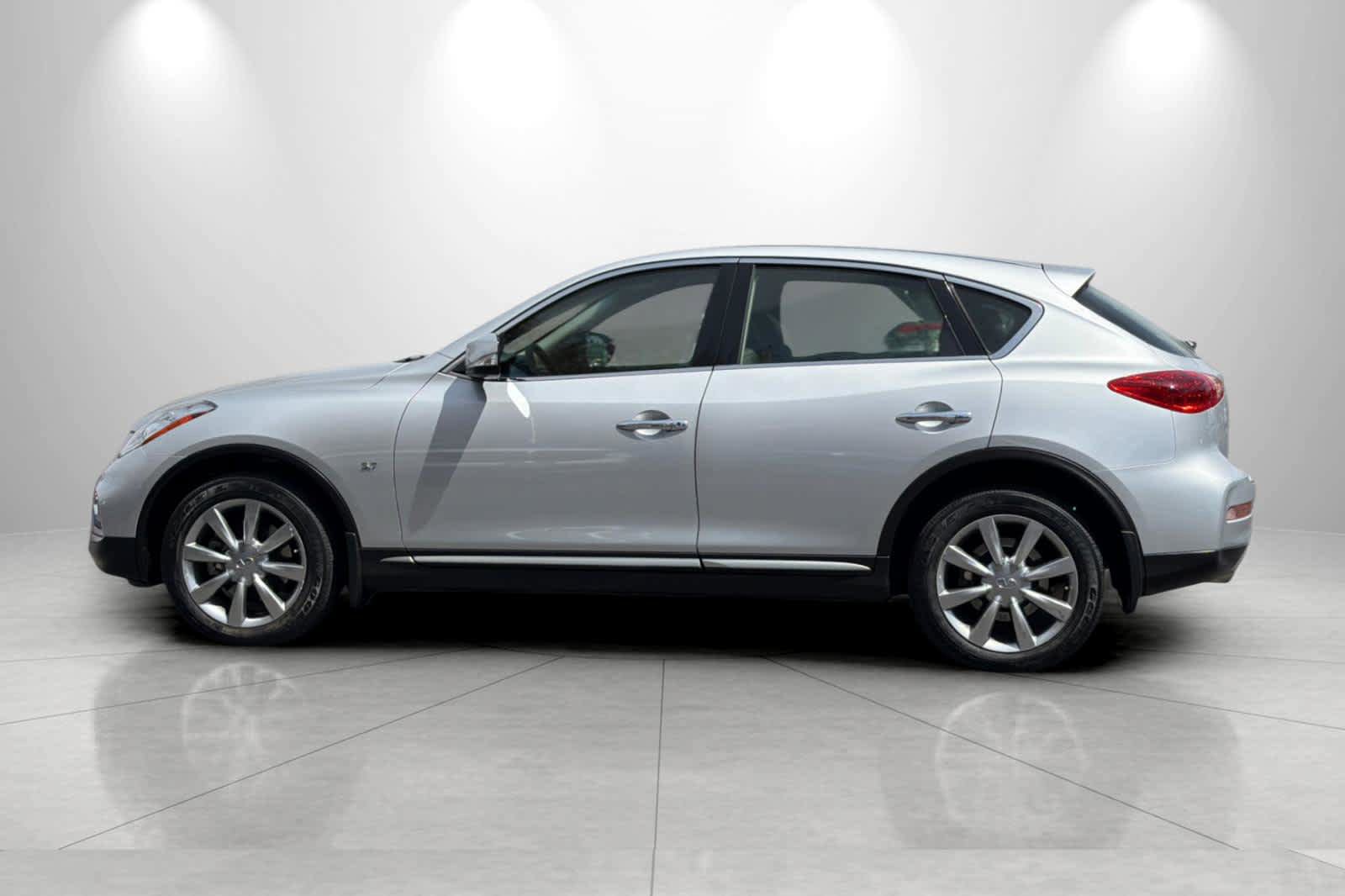 Used 2017 INFINITI QX50 2WD image 5