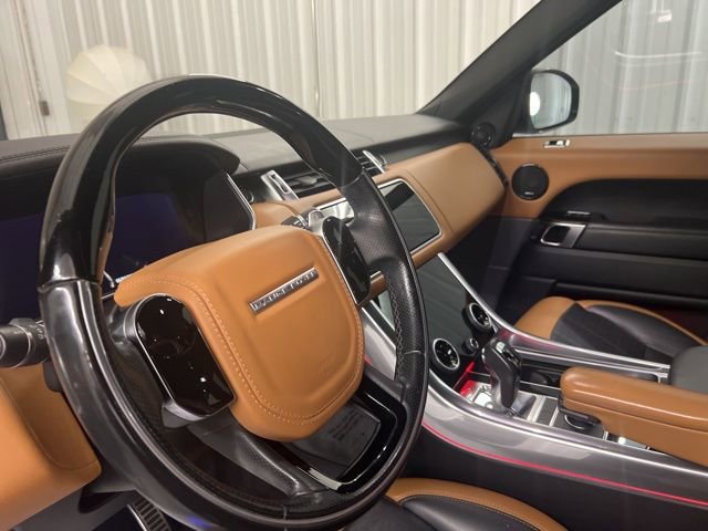 Used 2018 Land Rover Range Rover Sport HSE Dynamic image 12