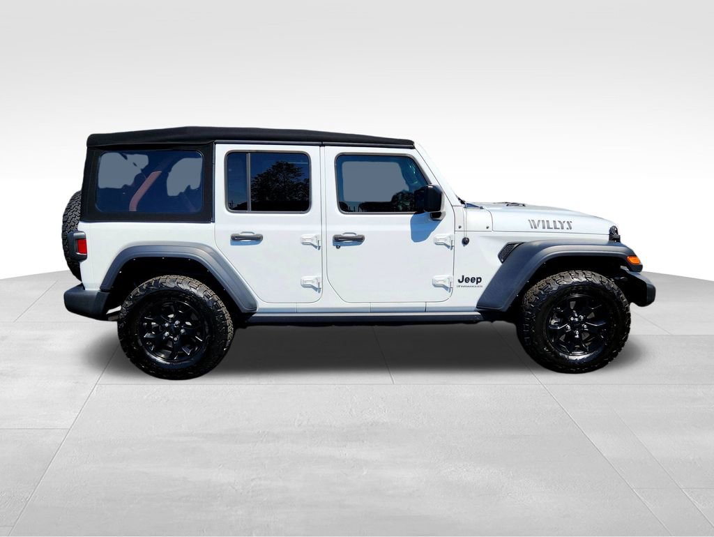 Used 2023 Jeep Wrangler Willys image 9
