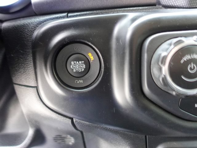 Used 2020 Jeep Gladiator Mojave w/ Cold Weather Group AWD/4WD image 20