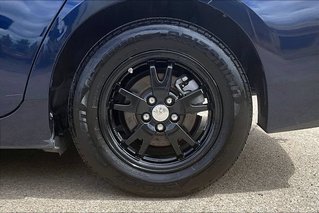 Used 2013 Toyota Prius Two FWD image 12