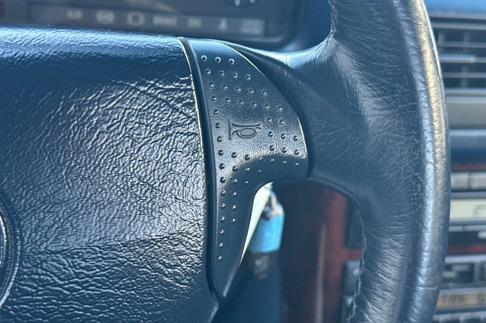 Used 1997 Mercedes-Benz SL 500 image 35