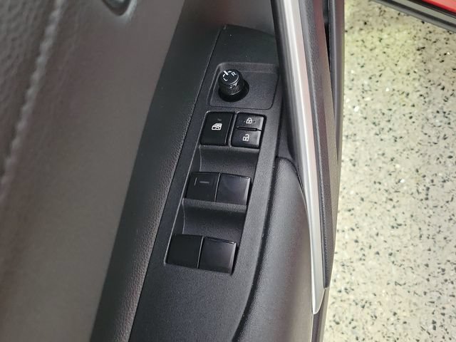 Used 2023 Toyota Corolla Cross AWD Hybrid w/ Convenience Package image 23