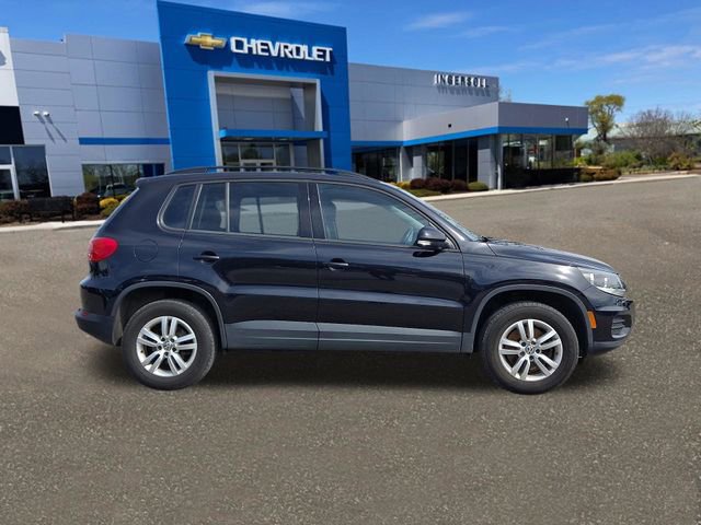 Used 2016 Volkswagen Tiguan S image 26