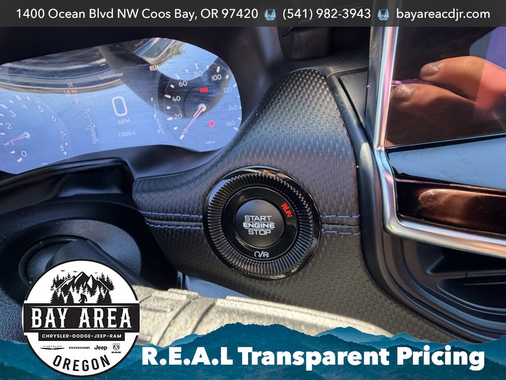 Used 2025 Jeep Compass Latitude w/ Convenience Group AWD/4WD image 21