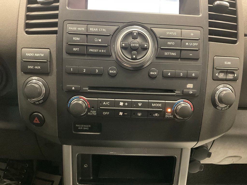 Used 2011 Nissan Pathfinder SV AWD/4WD image 20