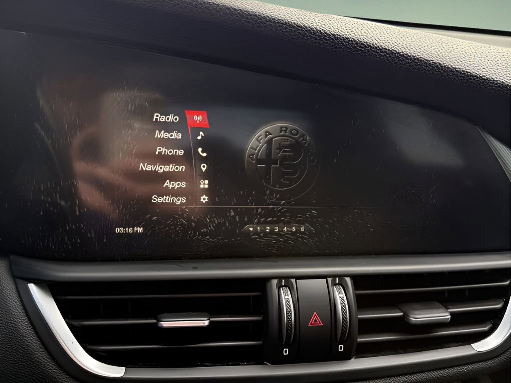 Used 2017 Alfa Romeo Giulia Ti w/ TI 19" Sport Package image 13