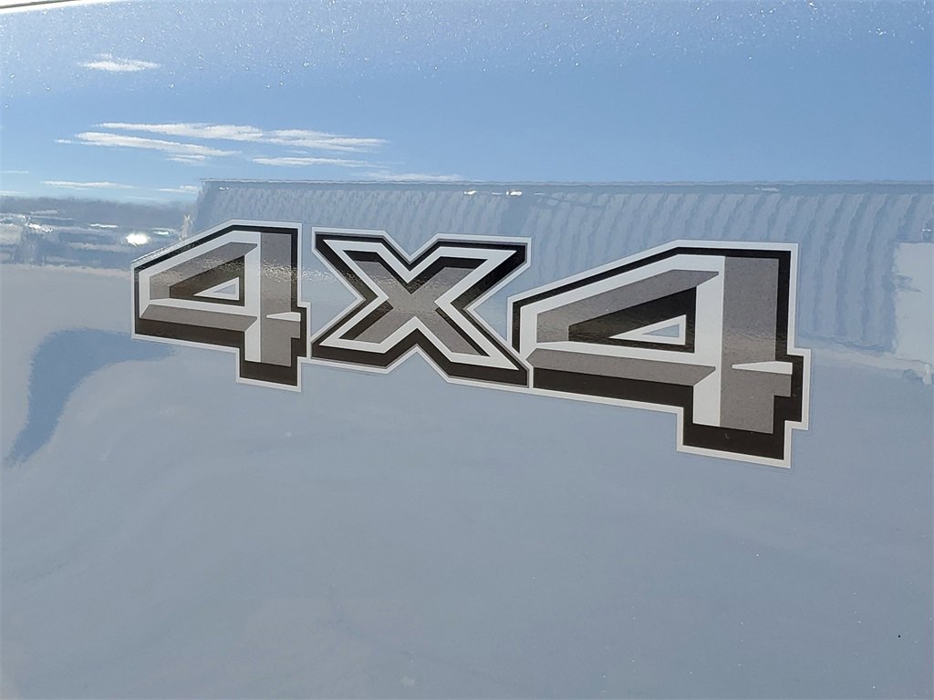 New 2026 Ford F250 Lariat w/ Black Appearance Package image 36