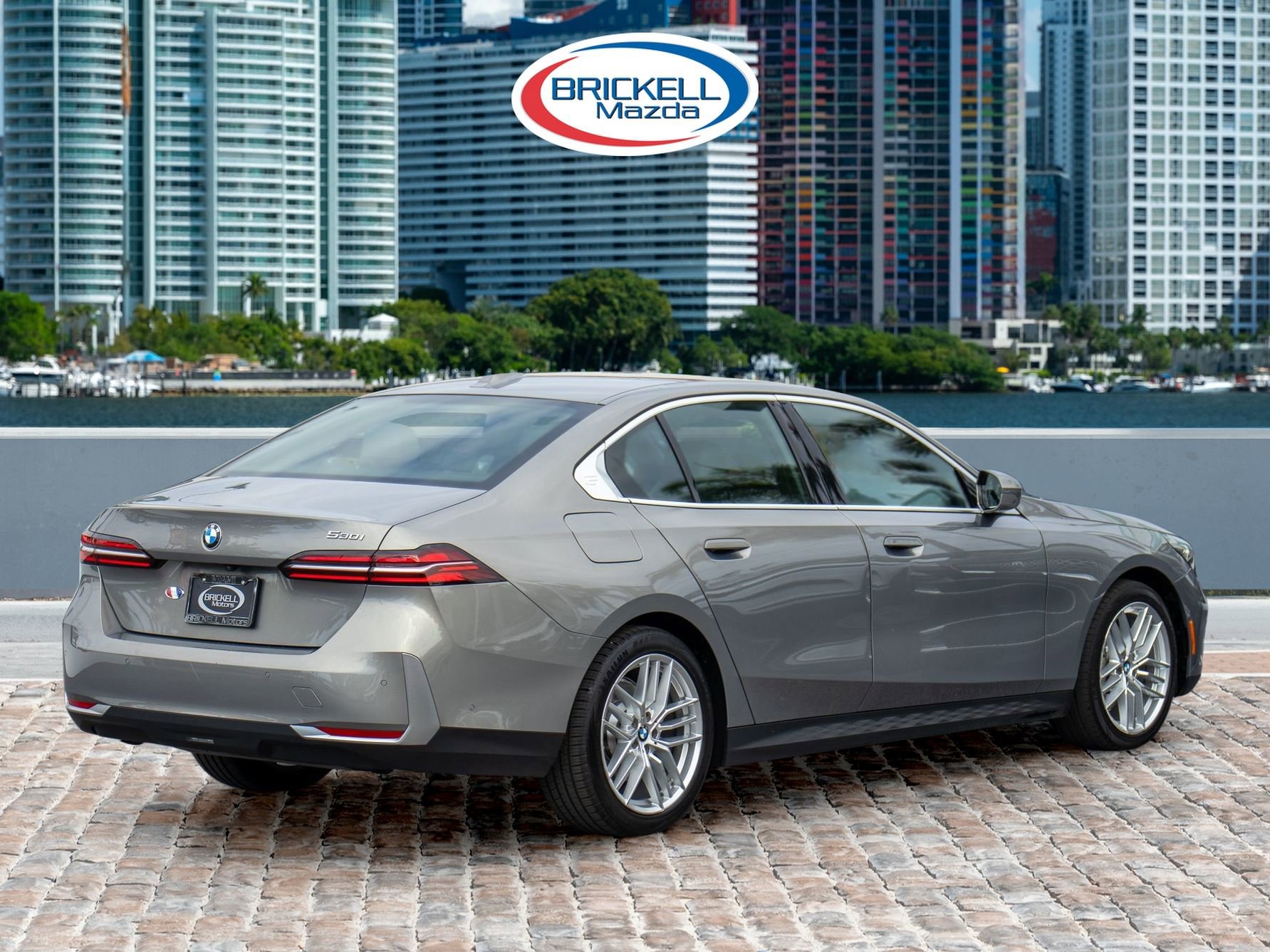 Used 2024 BMW 530i image 5